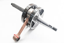 Carica l'immagine nel visualizzatore di Gallery, ALBERO MOTORE HEXAGON 125 2T NON ORIGINA