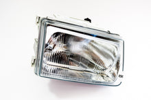 Carica l&#39;immagine nel visualizzatore di Gallery, FARO ANTERIORE DX PORTER C/PREDISPZ MOT