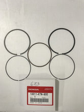 Carica l&#39;immagine nel visualizzatore di Gallery, SERIE FASCE PISTONE HONDA SH 300 STD 07
