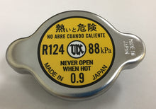 Carica l&#39;immagine nel visualizzatore di Gallery, RC-0.9R - TAPPO RADIATORE 29MM 0