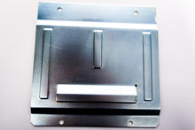 Carica l&#39;immagine nel visualizzatore di Gallery, LAMIERA FILTRO OLIO APE QUARGO