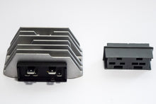 Carica l&#39;immagine nel visualizzatore di Gallery, REGOLATORE 6 FILI PER ALTERNATORE 3 FILI