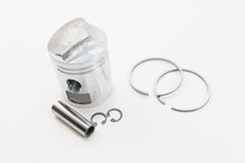 Carica l&#39;immagine nel visualizzatore di Gallery, 018608 - PISTONE MOTORE VESPA 150 1955 D.57.8