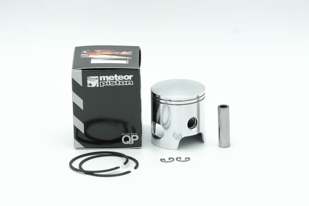 PISTONE DIAMETRO 47,6-SPINOTTO 10MM PER TRASFORMAZIONE MINARELLI 50 FASCE GRANO INTERNO