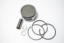 Carica l&#39;immagine nel visualizzatore di Gallery, PISTONE D.70-SP.17 MAJESTY/X-CITY 250