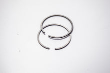 Carica l&#39;immagine nel visualizzatore di Gallery, F0529025021515 - SERIE FASCE ELASTICHE PISTONE VESPA MISURA DIAMETRO 52