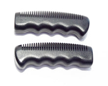 Carica l'immagine nel visualizzatore di Gallery, COPPIA MANOPOLE LAMELLARI NERE D.22