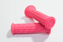 Carica l'immagine nel visualizzatore di Gallery, COPPIA MANOPOLE FUCS SCOOTER CHIUS 120MM