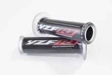 Carica l&#39;immagine nel visualizzatore di Gallery, COPPIA MANOPOLE HARRI&#39;S YAMAHA R1 120MM