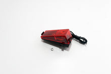 Carica l&#39;immagine nel visualizzatore di Gallery, FANALE POSTERIORE BICI CON FILO