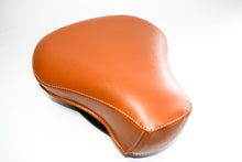 Carica l&#39;immagine nel visualizzatore di Gallery, SELLA MONOPOSTO VESPA 50 ITALY MARRONE