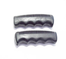 Carica l'immagine nel visualizzatore di Gallery, COPPIA MANOPOLE OLANDA