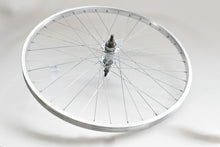Carica l'immagine nel visualizzatore di Gallery, RUOTA POST BICI 24.175 ACC/ALL 6V