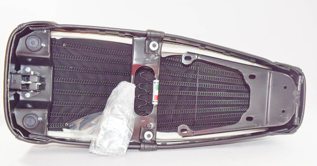 SELLA VESPA PK 50-125 XL C/FASCIA TRICOL