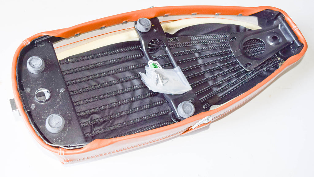 SELLA VESPA PX 1S. 7882 MARRONE C/TRIC