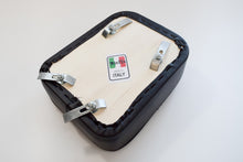 Carica l&#39;immagine nel visualizzatore di Gallery, CUSCINO POSTERIORE VESPA 50