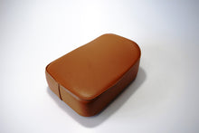 Carica l&#39;immagine nel visualizzatore di Gallery, CUSCINO POSTERIORE VESPA 150 &#39;60 MARRONE