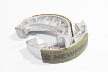 Carica l&#39;immagine nel visualizzatore di Gallery, COPPIA GANASCE FRENO POST SFERA 110X25