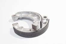 Carica l&#39;immagine nel visualizzatore di Gallery, GANASCE FRENO POSTERIORI HONDA CB550