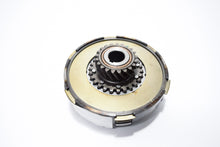 Carica l&#39;immagine nel visualizzatore di Gallery, FRIZIONE VESPA PX 125-150 83- Z21/26