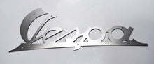 Carica l&#39;immagine nel visualizzatore di Gallery, SCRITTA VESPA LUNGHEZZA 141MM