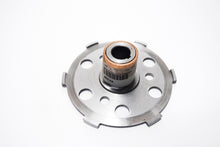 Carica l&#39;immagine nel visualizzatore di Gallery, B0CCOLO FRIZIONE VESPA PX 125-150