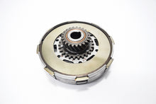 Carica l&#39;immagine nel visualizzatore di Gallery, FRIZIONE Z23/26 VESPA P200E-RALLY 200