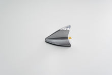 Carica l'immagine nel visualizzatore di Gallery, PINNA SHARKFIN  TETTO CON LED