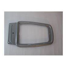 Carica l&#39;immagine nel visualizzatore di Gallery, PIASTRA POST.VESPA50-90-125 SERBAT.S/FIL