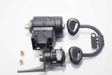 Carica l&#39;immagine nel visualizzatore di Gallery, SERIE SERRATURE+VITE