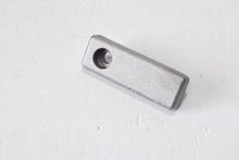 Carica l&#39;immagine nel visualizzatore di Gallery, PIASTRINA TENDICATENA DERBY GPR 125 RACI