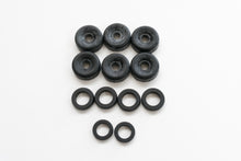 Carica l&#39;immagine nel visualizzatore di Gallery, PARAPOLVERE CILINDRETTO FRENO APE TM 703