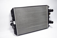 Carica l&#39;immagine nel visualizzatore di Gallery, RADIATORE ACQUA PORTER 1300