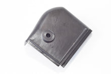 Carica l&#39;immagine nel visualizzatore di Gallery, COPERCHIO LEVA CAMBIO VESPA 50 SPECIAL