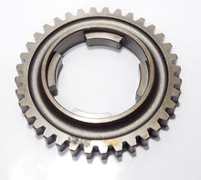 Carica l&#39;immagine nel visualizzatore di Gallery, INGRANAGGIO CAMBIO 3 VELOC APE TM 703