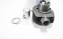 Carica l&#39;immagine nel visualizzatore di Gallery, CILINDRO COMPLETO VESPA PX 125CC ORIG