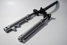 Carica l&#39;immagine nel visualizzatore di Gallery, FORCELLA ANTERIORE CPL LIBERTY 125 15&gt;19