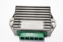 Carica l&#39;immagine nel visualizzatore di Gallery, REGOLATORE VESPA COSA