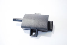 Carica l&#39;immagine nel visualizzatore di Gallery, ELETTROVALVOLA VESPA COSA 90-