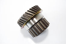 Carica l&#39;immagine nel visualizzatore di Gallery, INGRANAGGIO FRIZIONE TM 703 FL2/POKER