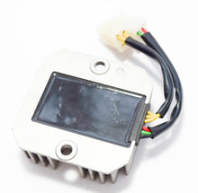 Carica l&#39;immagine nel visualizzatore di Gallery, REGOLATORE HEXAGON GT-GTX 250 98-00