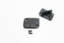 Carica l&#39;immagine nel visualizzatore di Gallery, TAPPO POMPA FRENO BEVERLY 500