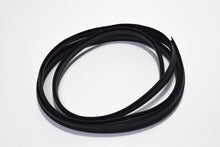 Carica l&#39;immagine nel visualizzatore di Gallery, GUARNIZIONE SPONDA LAT.APE TM P703