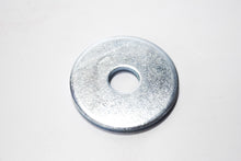 Carica l&#39;immagine nel visualizzatore di Gallery, 567427 - RONDELLA PIANA AMMORTIZZATORE POSTERIORE ORIGINALE PIAGGIO APE 50 MIX 20X6