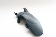 Carica l&#39;immagine nel visualizzatore di Gallery, PARAFANGO POST SKIPPER LX 1998-1999