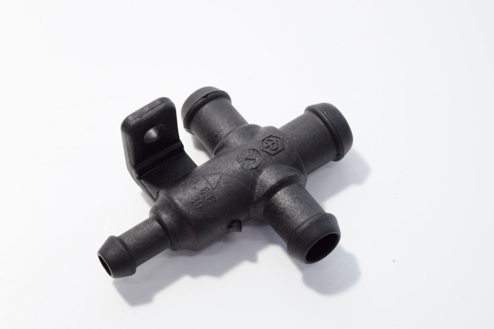 RACCORDO TUBO ACQUA GTS 125-250-300