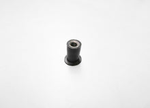 Carica l&#39;immagine nel visualizzatore di Gallery, BOCCOLA FILETTATA CUPOLINO NRG 50