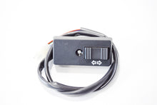 Carica l&#39;immagine nel visualizzatore di Gallery, COMMUTATORE FRECCE APE TM 703 FL2