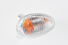 Carica l&#39;immagine nel visualizzatore di Gallery, FRECCIA ANTERIORE SX VESPA ET2-ET4 BIANC