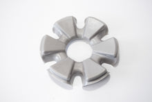 Carica l&#39;immagine nel visualizzatore di Gallery, COPERCHIETTO MOZZO RUOTA LIBERTY 50